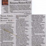 Tanam Pohon Massal Bersama Menteri Lingkungan