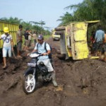 Pengontrak Jalan & Pemerintah Desa Air Hitam Kurang Bertangungjawab