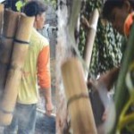 Manisnya Gula Aren Penungkiren Tak Semanis Harganya