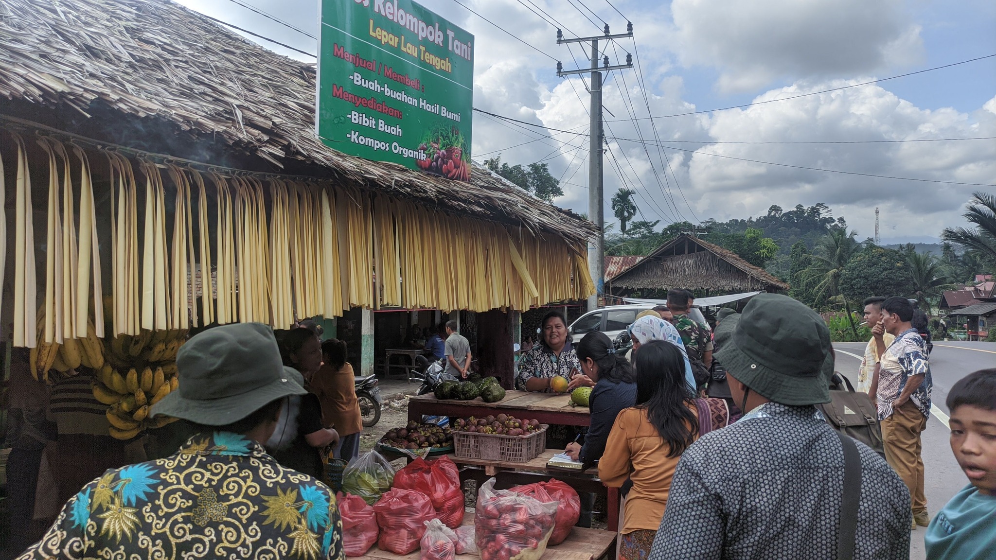Kios & Sapo Pertemuan KTLLT Resmi Dibuka, Wujud Nyata Pertanian Berkelanjutan dan Perjuangan Hak Petani