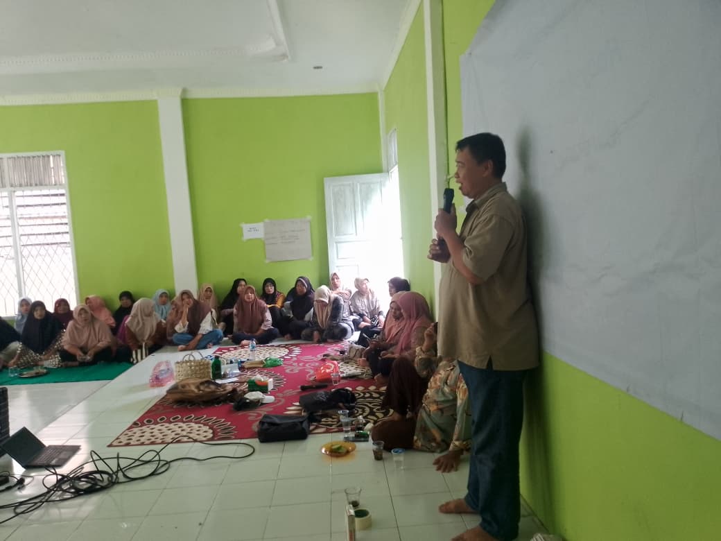 Pelatihan Bank Sampah: Wujudkan Masyarakat Mandiri dan Peduli Lingkungan