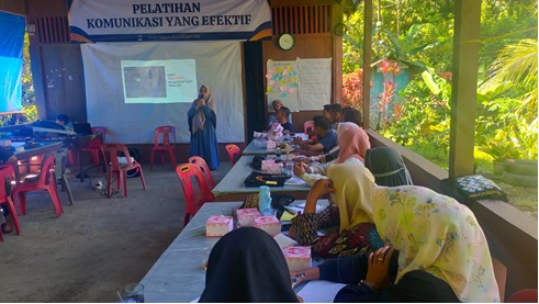 Pelatihan Komunikasi Efektif Tingkatkan Kapasitas Masyarakat Desa Jambo Papeun